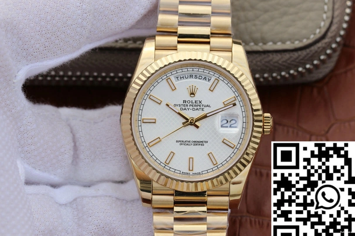 Factory EW M228238-0008 Silver Day-Date Dial Rolex 0228